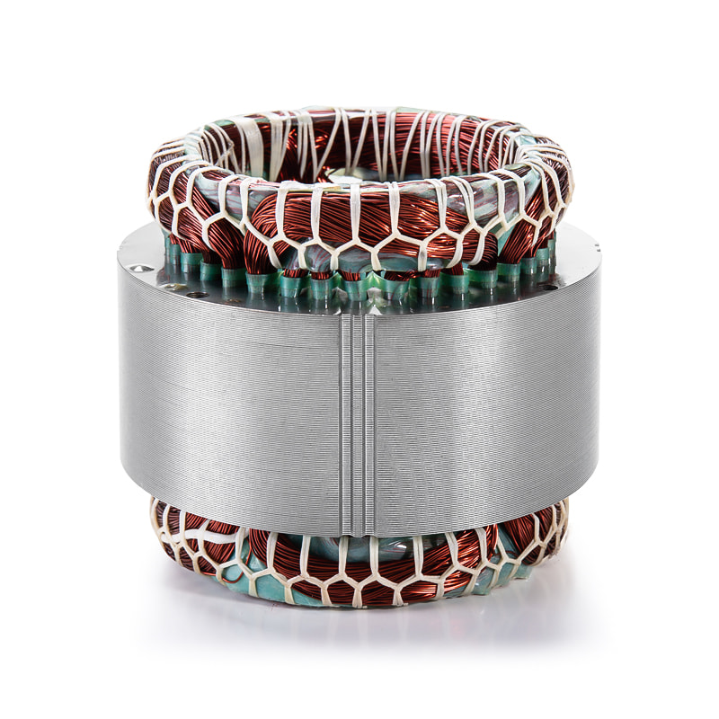 Stator de moteur d'appareil ménager et noyau de rotor