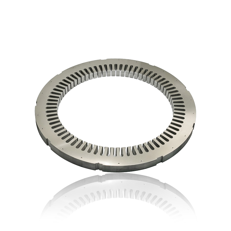 Comment la densité de flux magnétique d'un noyau de stator de moteur de générateur éolien affecte-t-elle l'efficacité du générateur ?